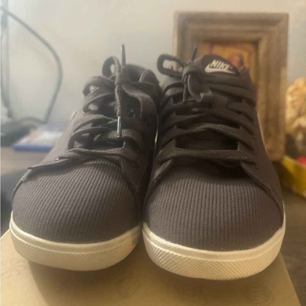 Women nuke size 9